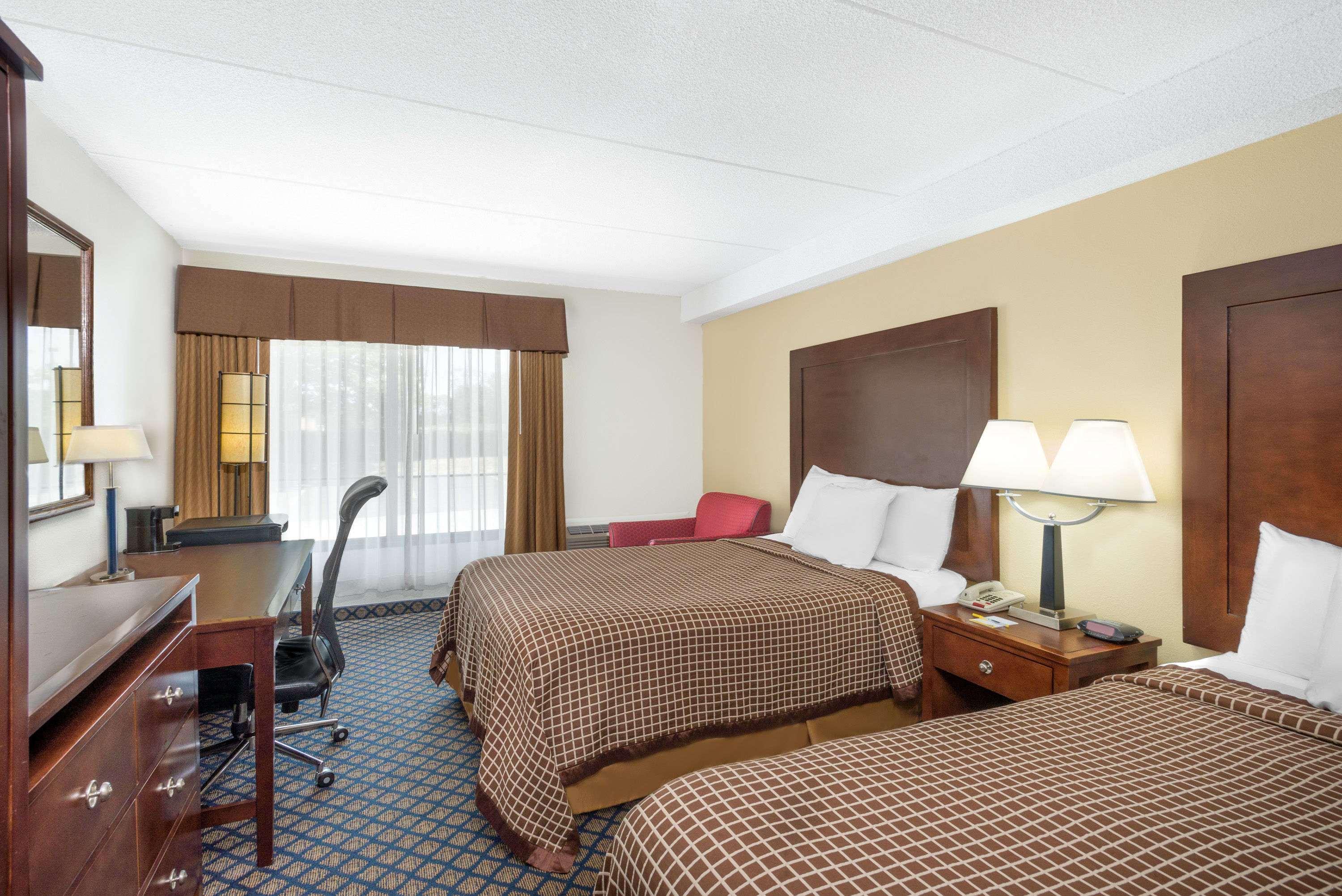 Days Inn By Wyndham Geneva/Finger Lakes Luaran gambar