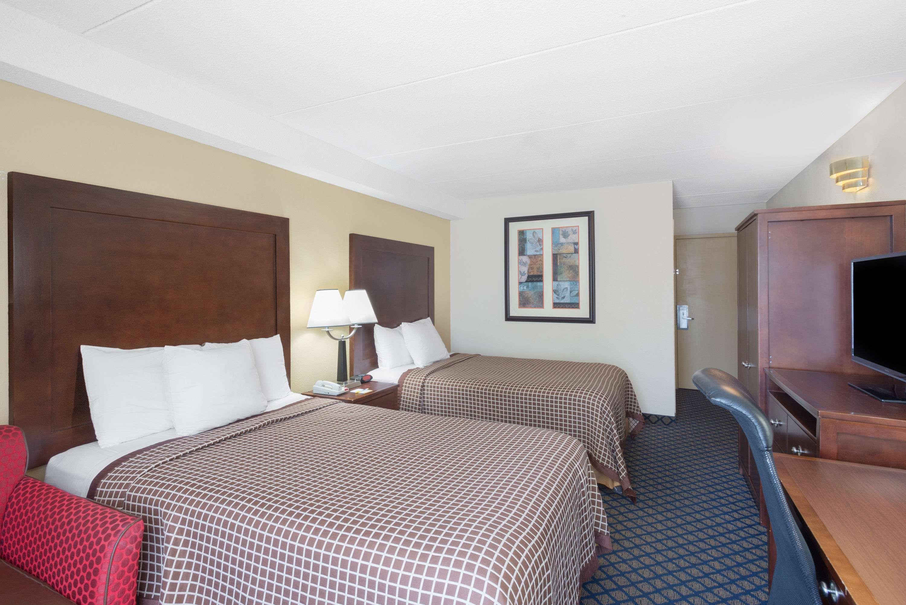 Days Inn By Wyndham Geneva/Finger Lakes Luaran gambar
